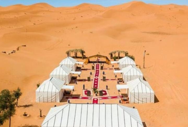 Merzouga Luxury Camp Bagian luar foto