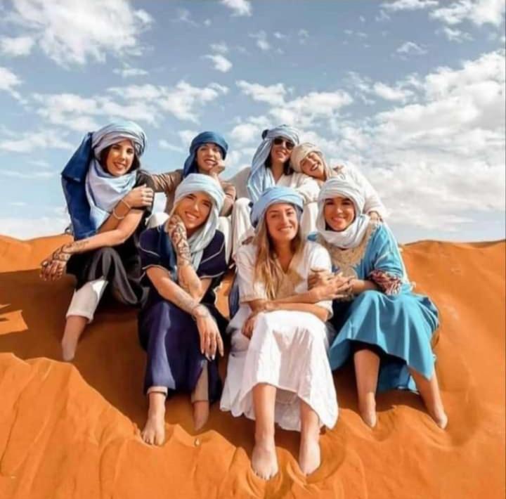 Merzouga Luxury Camp Bagian luar foto