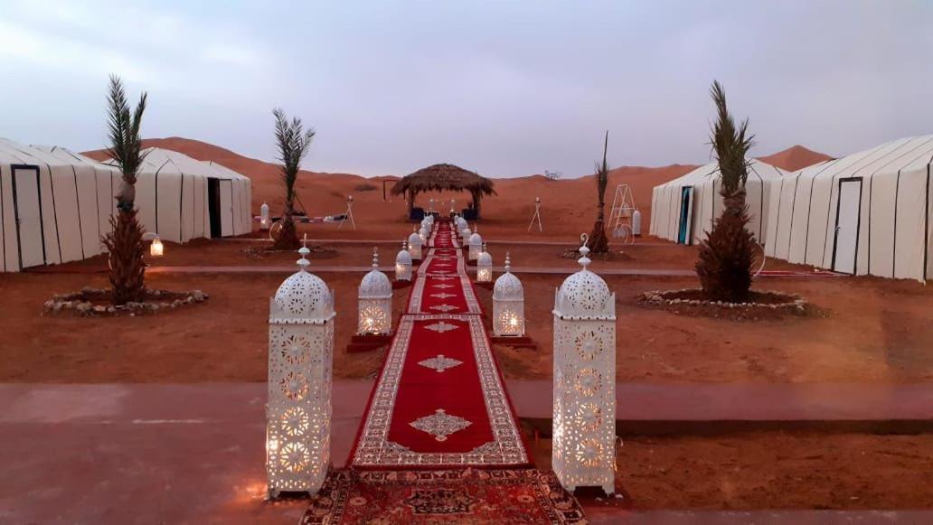 Merzouga Luxury Camp Bagian luar foto