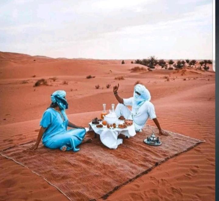 Merzouga Luxury Camp Bagian luar foto